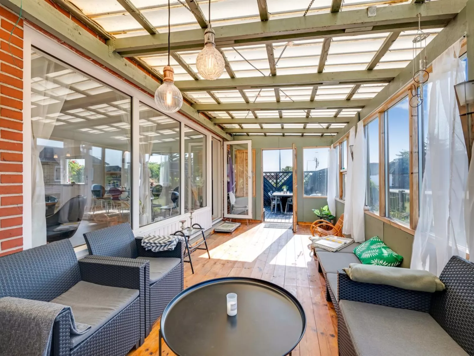 "Svein" - 500m to the fjord-Binnen