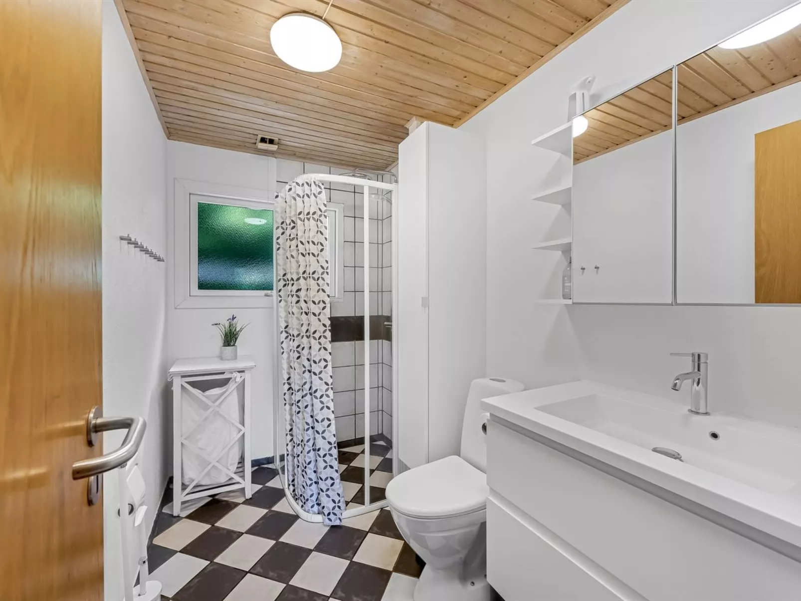 "Eine" -  from the sea-Binnen