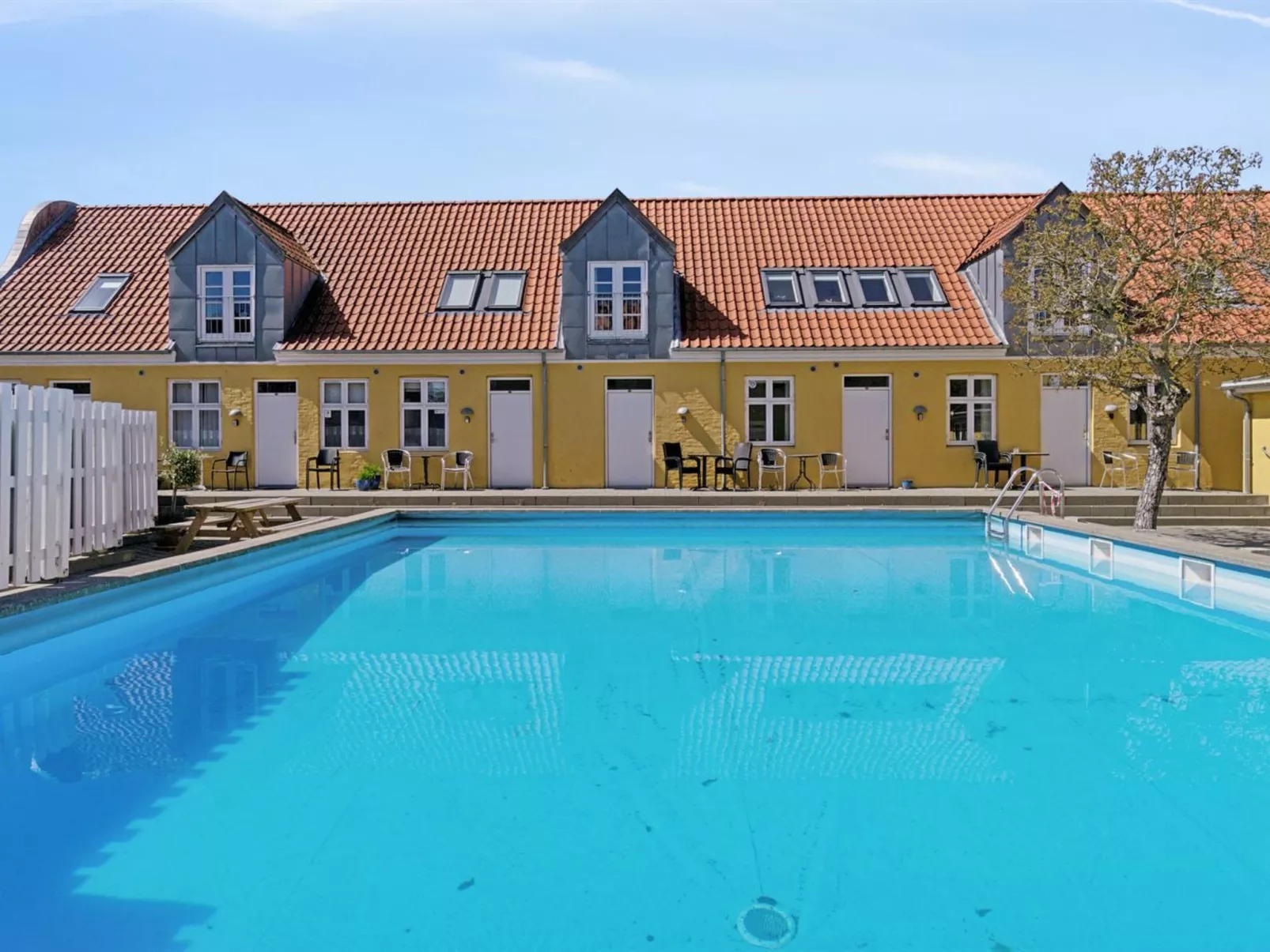 "Elemine" - 500m from the sea-Buiten