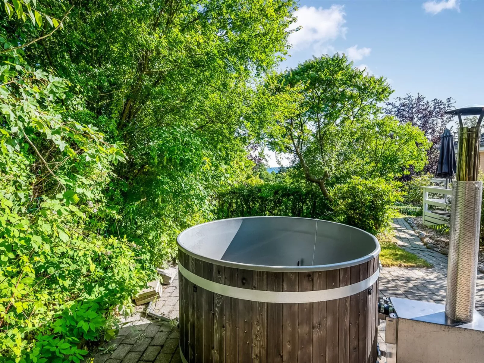 "Albert" - 300m from the sea-Binnen