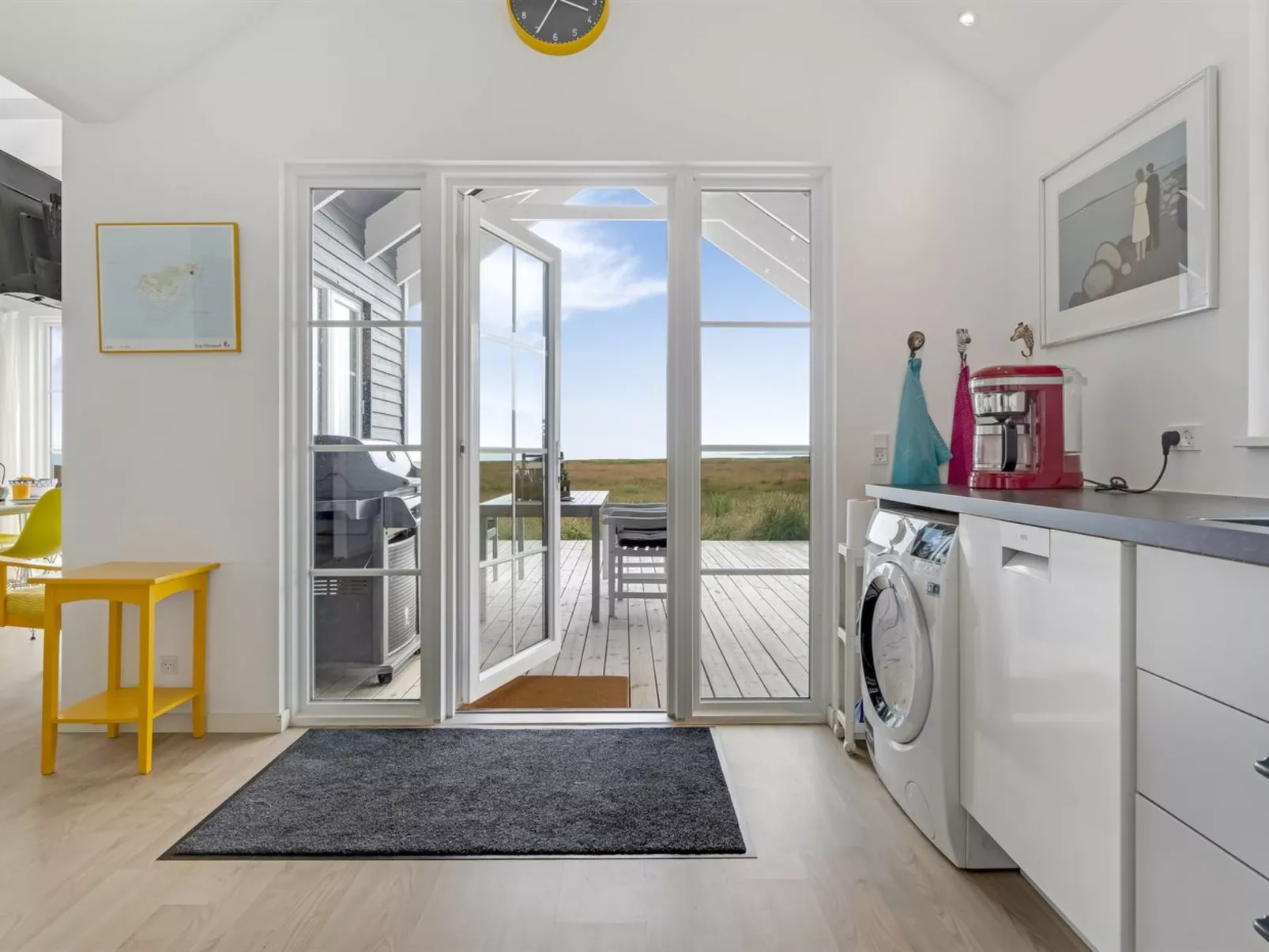 "Farman" - 150m from the sea-Binnen