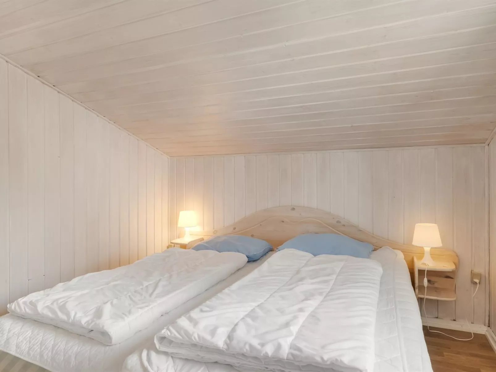 "Claudine" - 700m from the sea-Binnen