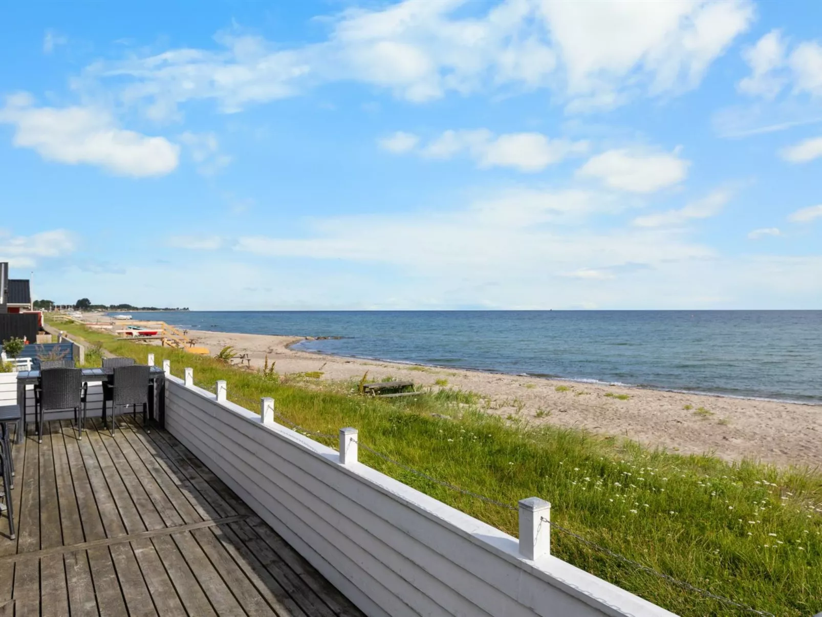 "Folkhart" - 10m from the sea-Buiten