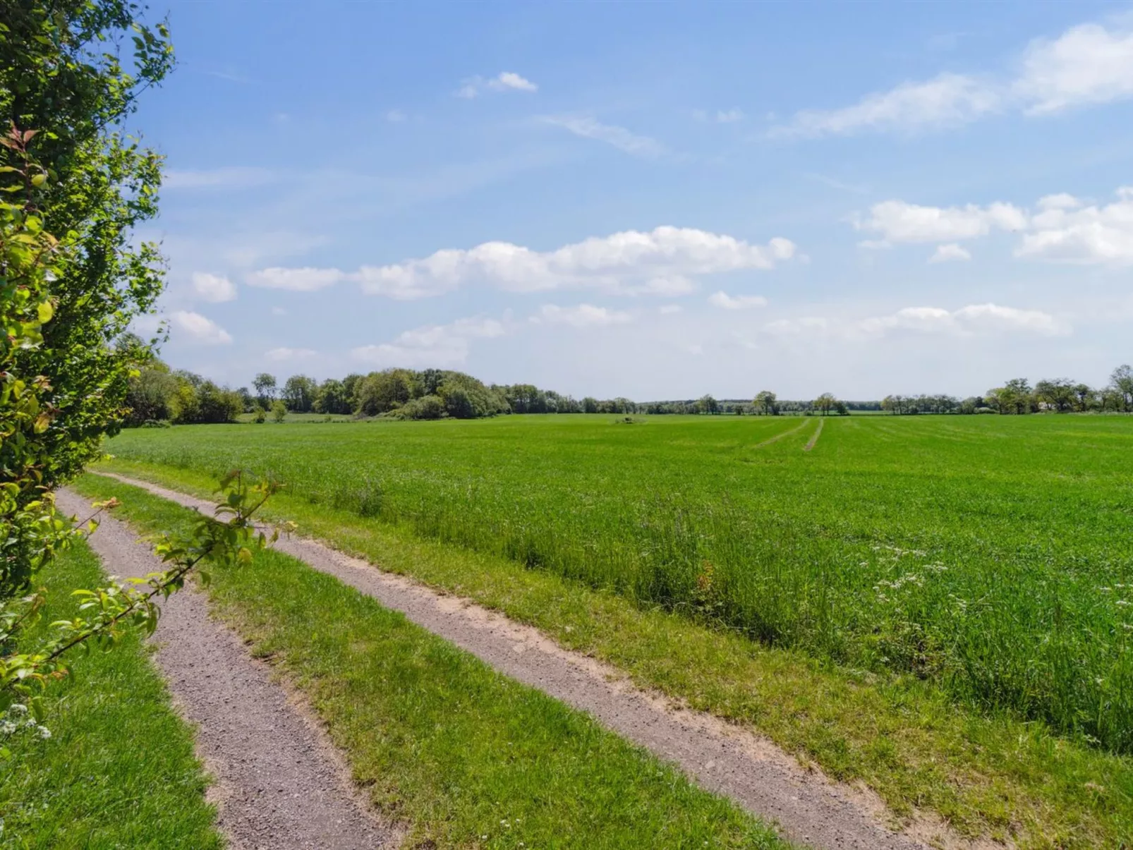 "Aarni" - 6.5km from the sea-Buiten