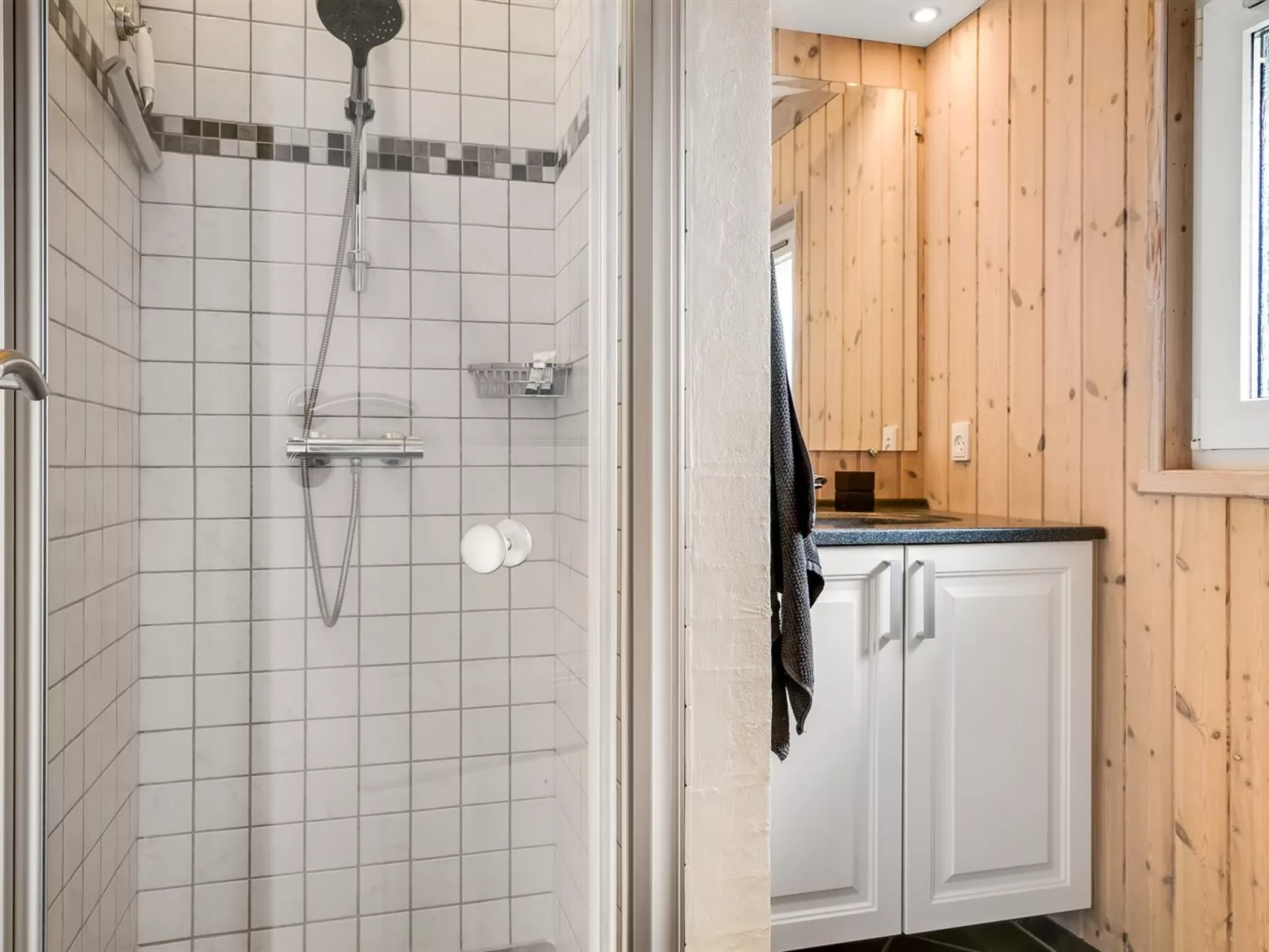 "Eeske" - 2.5km from the sea-Binnen