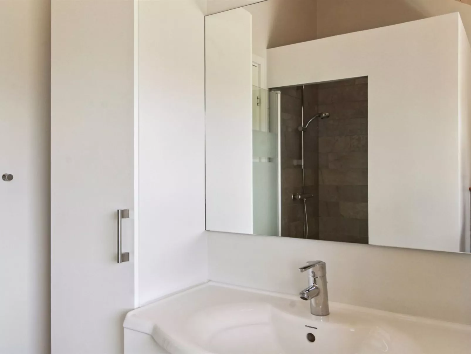 "Alimpij" - 30km from the sea-Binnen