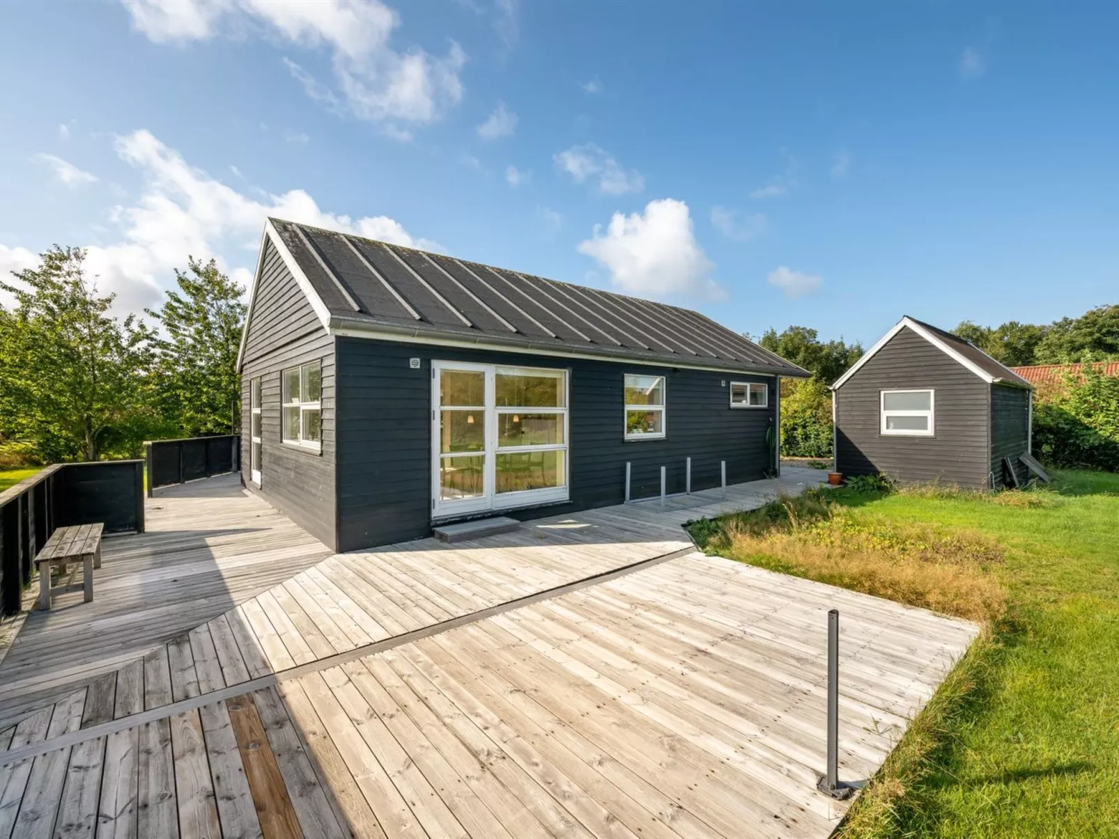 "Anja" - 550m to the fjord-Buiten