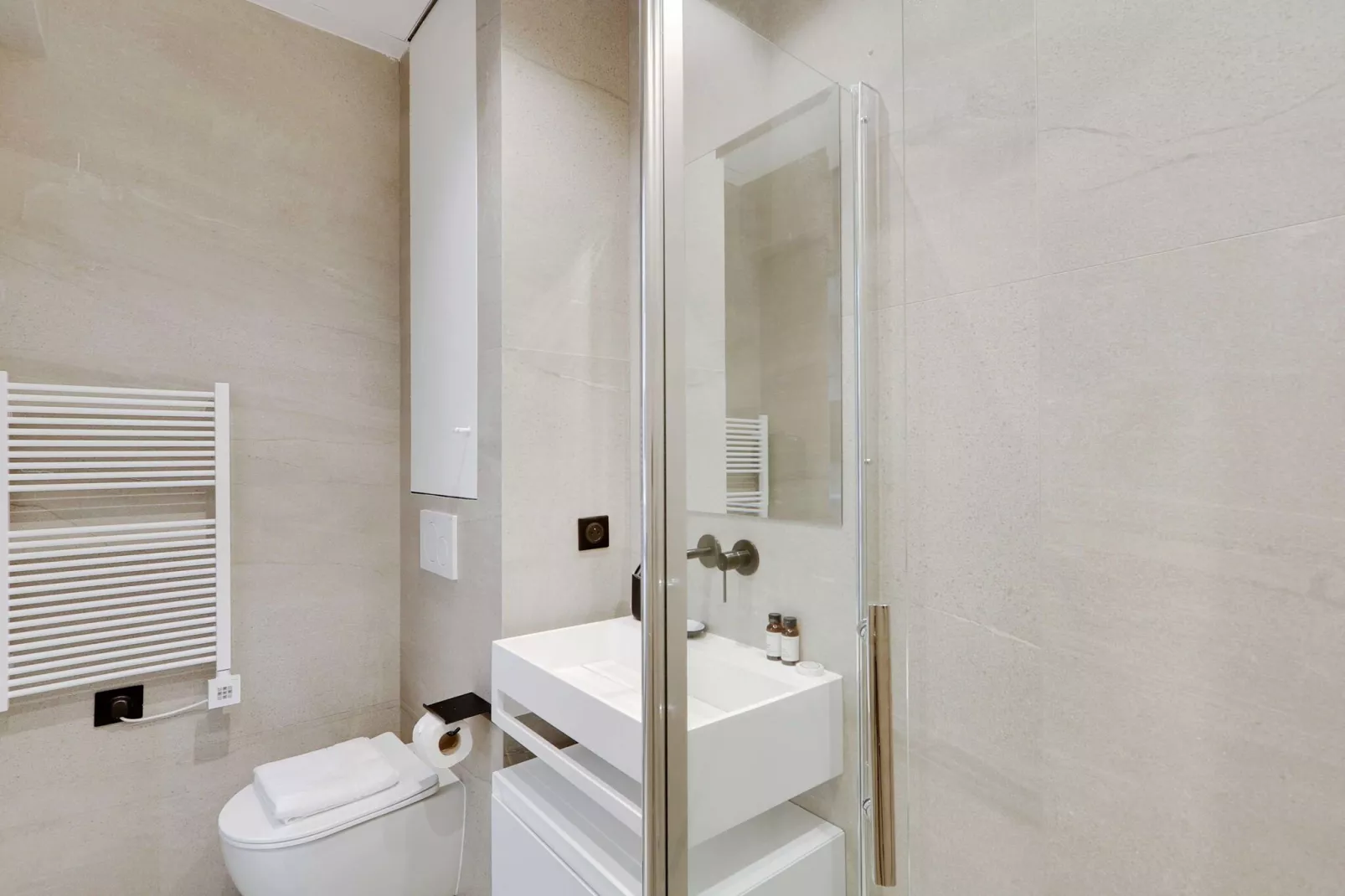 FDL-13-CAIRE 1 NEW-Niet-getagd