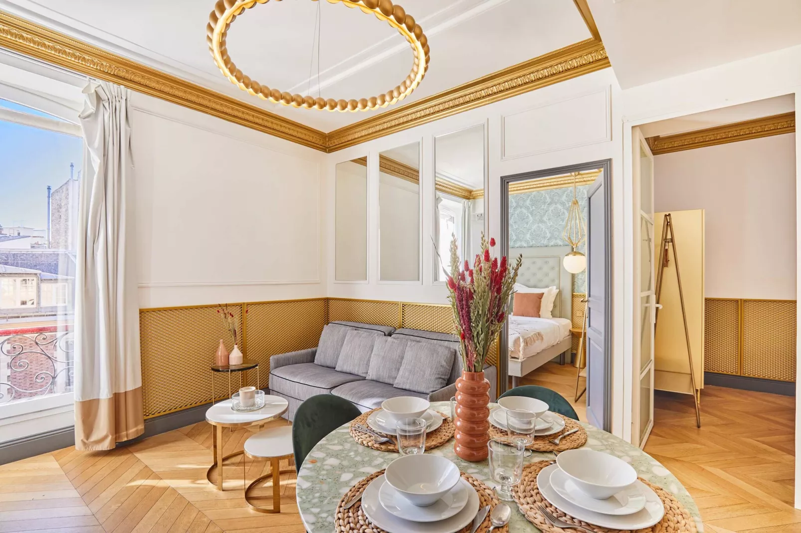 COLISEE B-Image-tags.