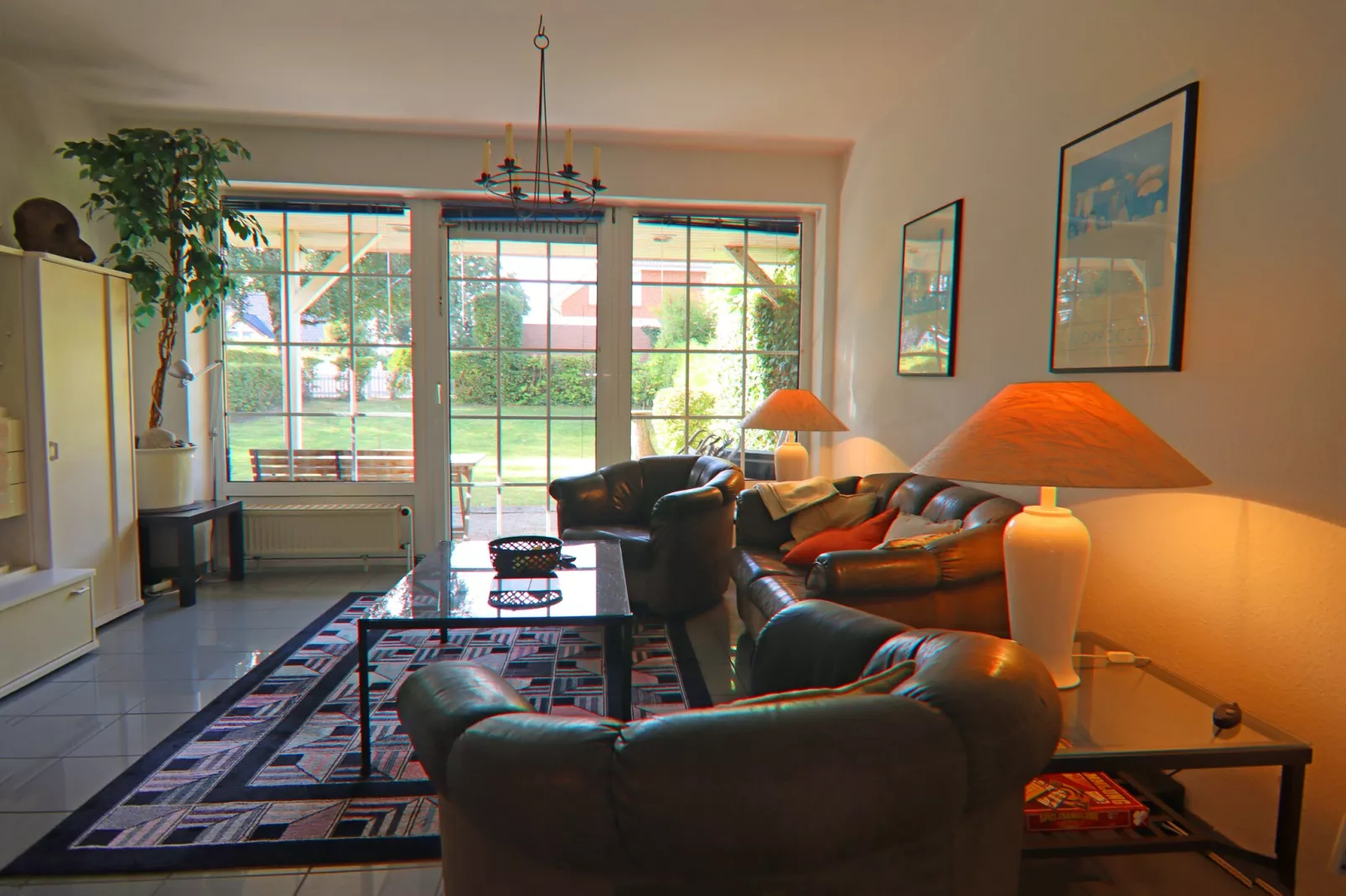 Ferienhaus Rebhuhnweg-Woonkamer