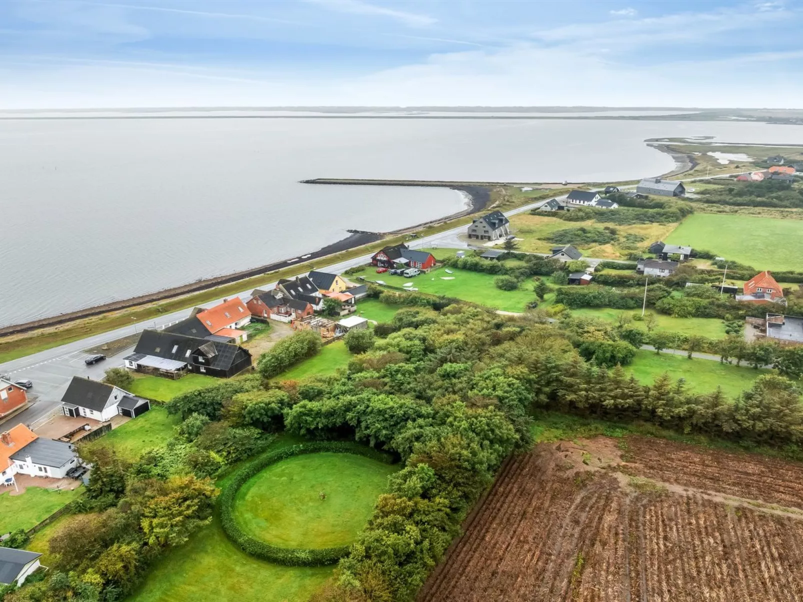 "Raika" - 25m to the fjord-Buiten