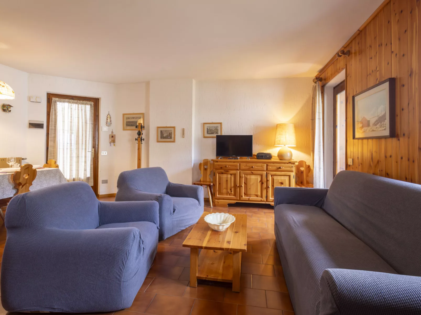 Oga Mountain Home-Binnen