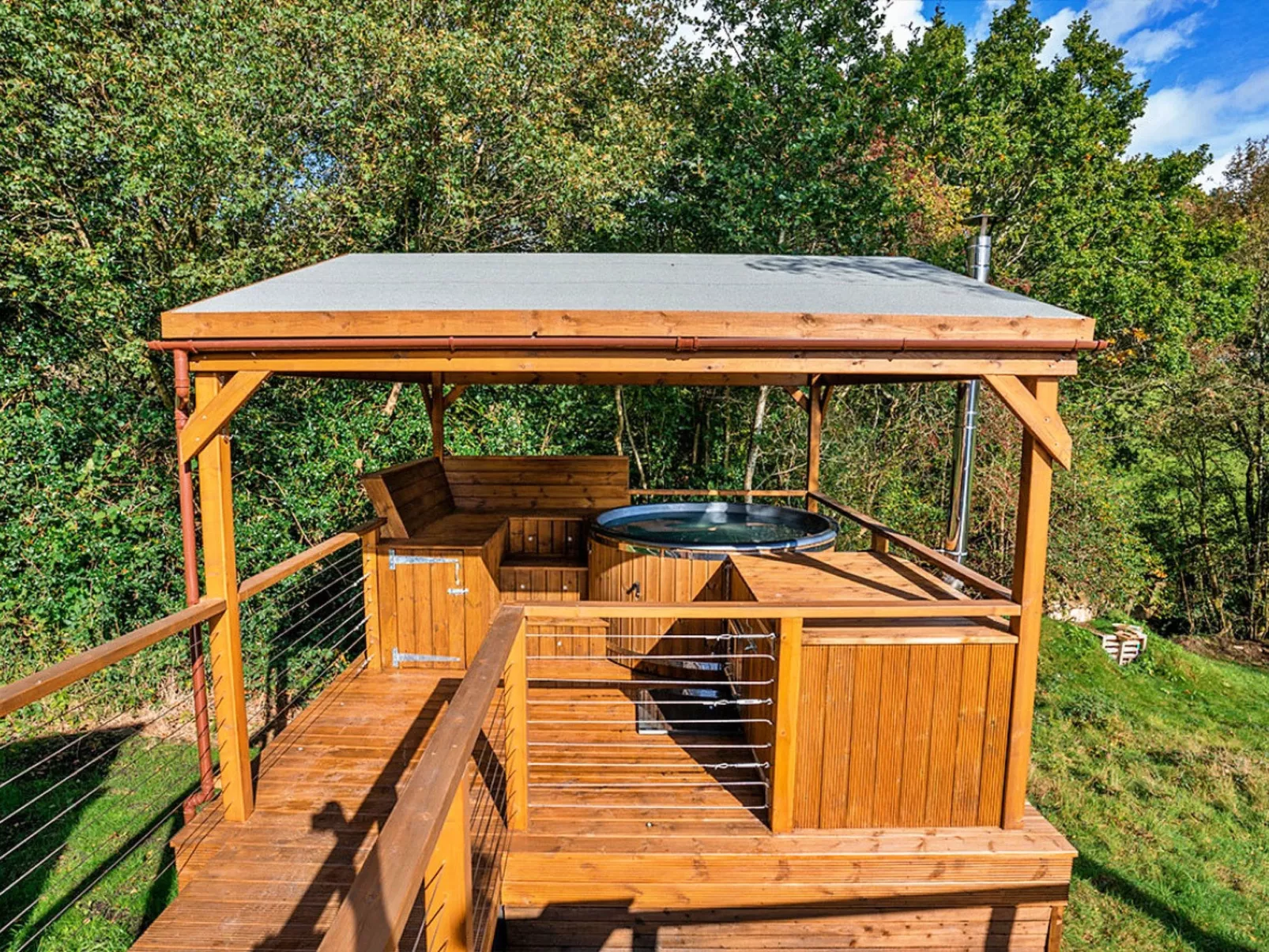 Wakehurst Luxury Dome-Buiten