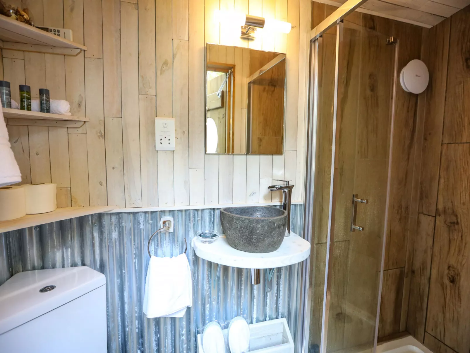 Knole Luxury Dome-Binnen