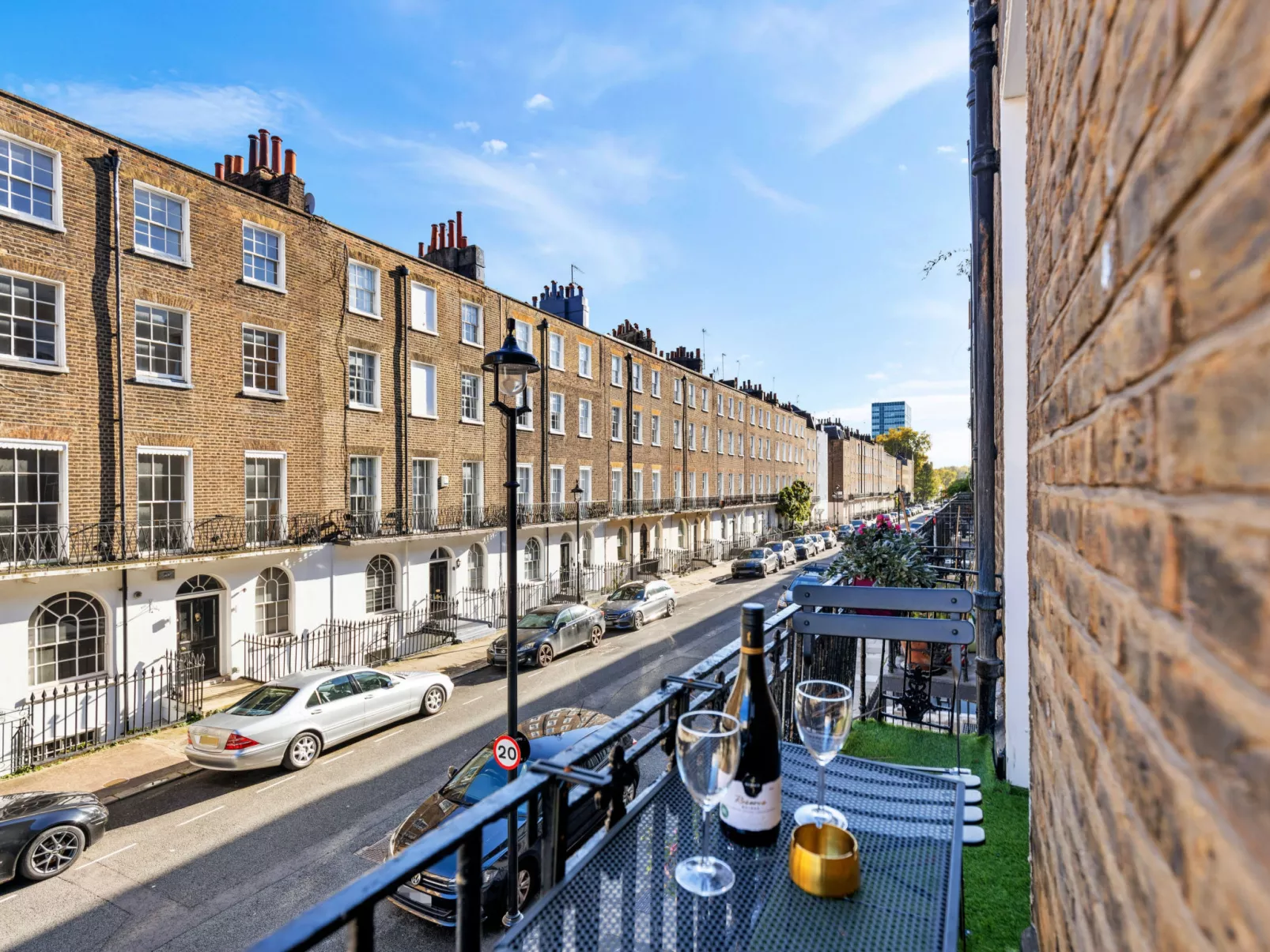 The Marylebone Marilyn-Buiten