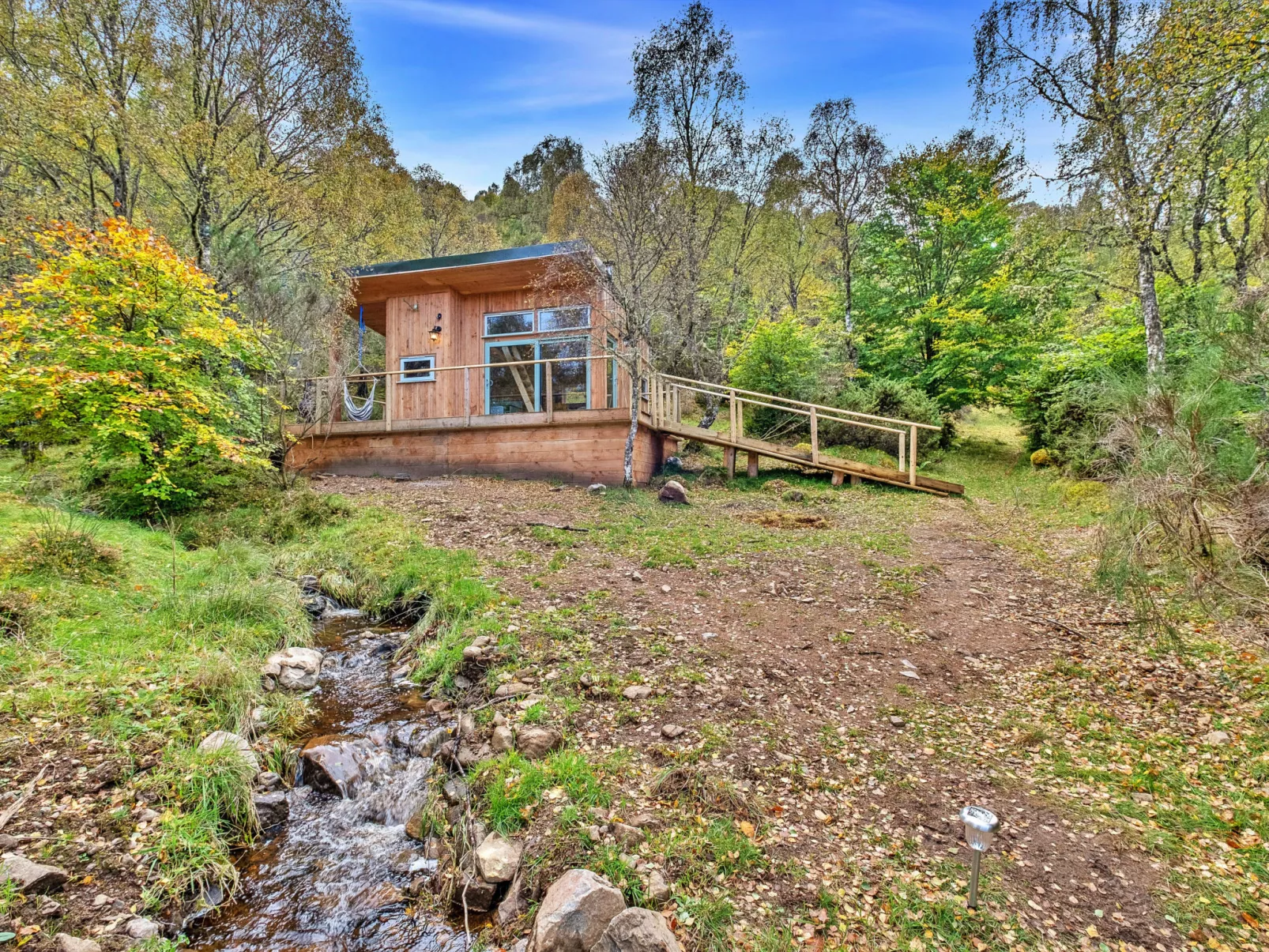 Cosagach Falls Cabin-Buiten