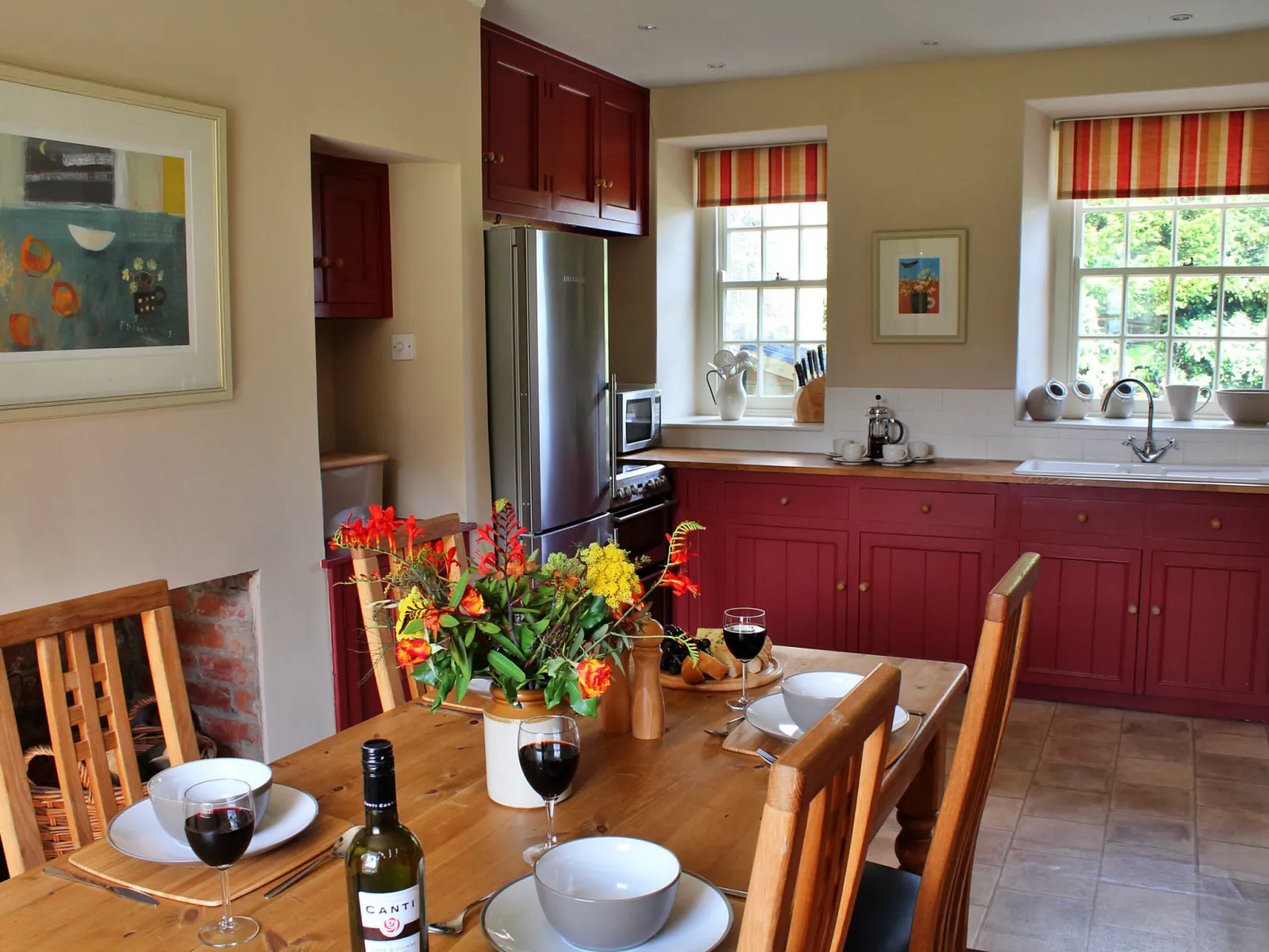 Ingleby Manor - Courtyard Cottage-Binnen