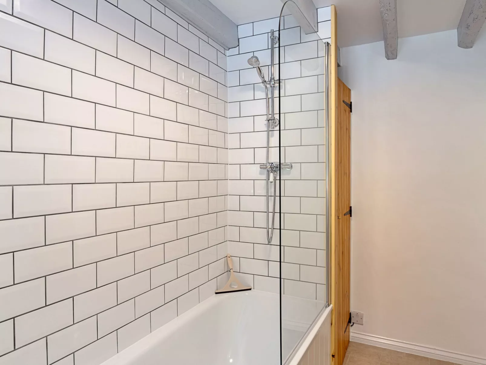 Rowella Cottage-Binnen