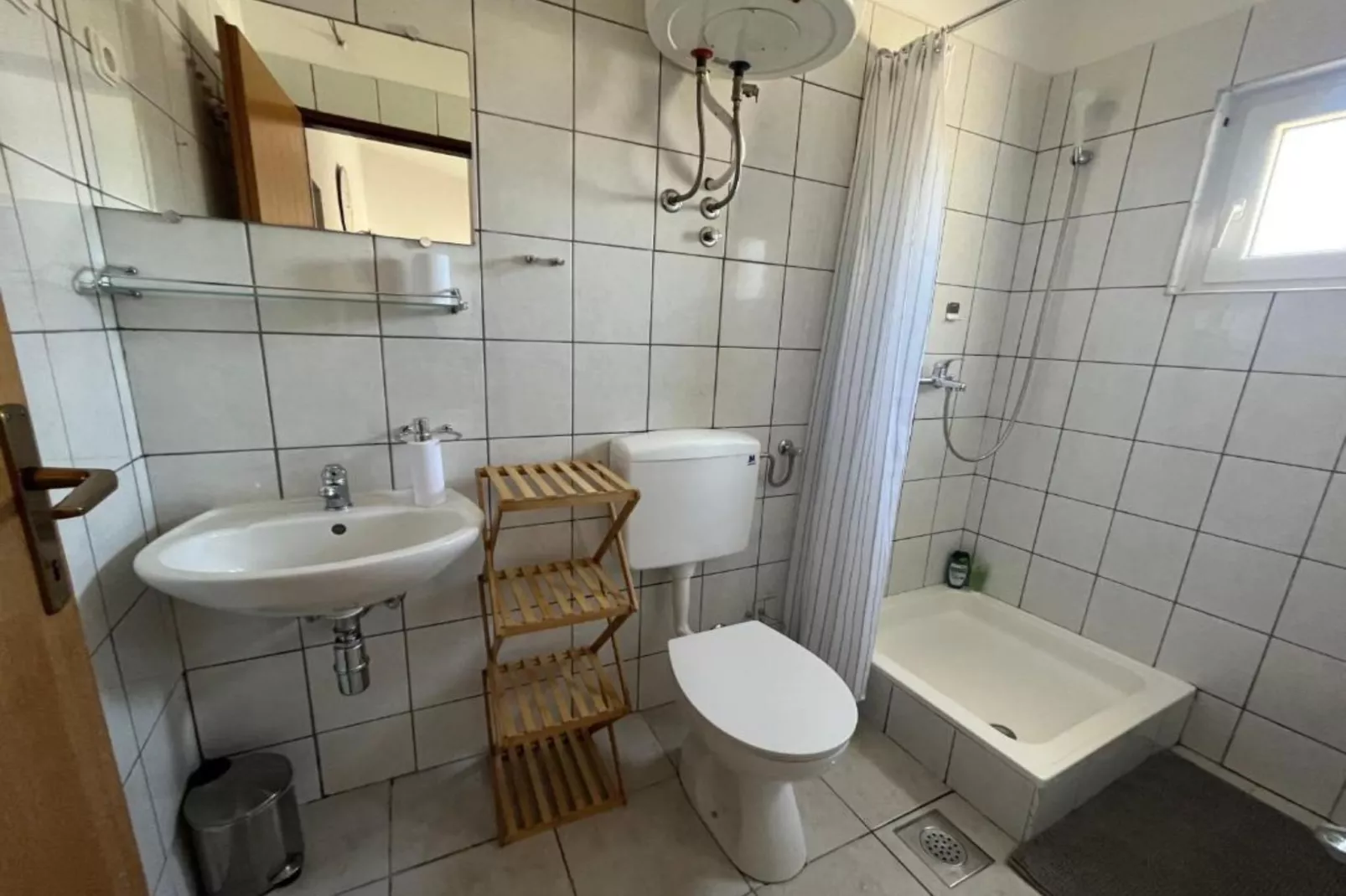 Apartments Fortuna - One Bedroom Apartment with Balcony (2)-Badkamer