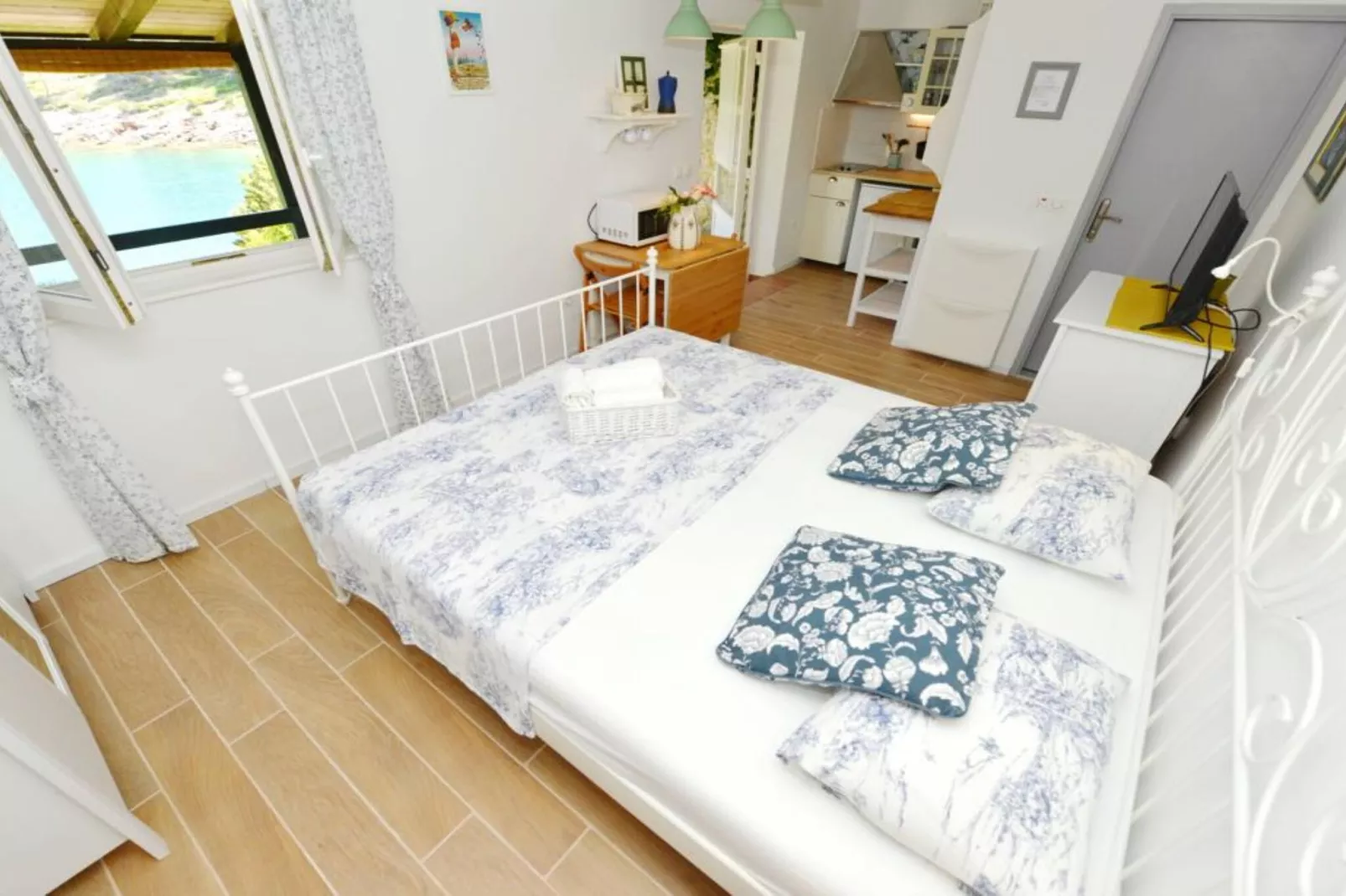 Studio (Ruzmarin)-Slaapkamer