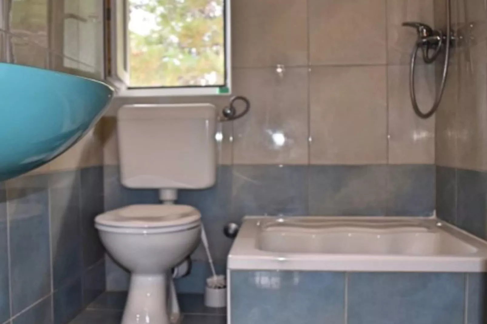 Apartments Mateo - One Bedroom Apartment - Green-Badkamer