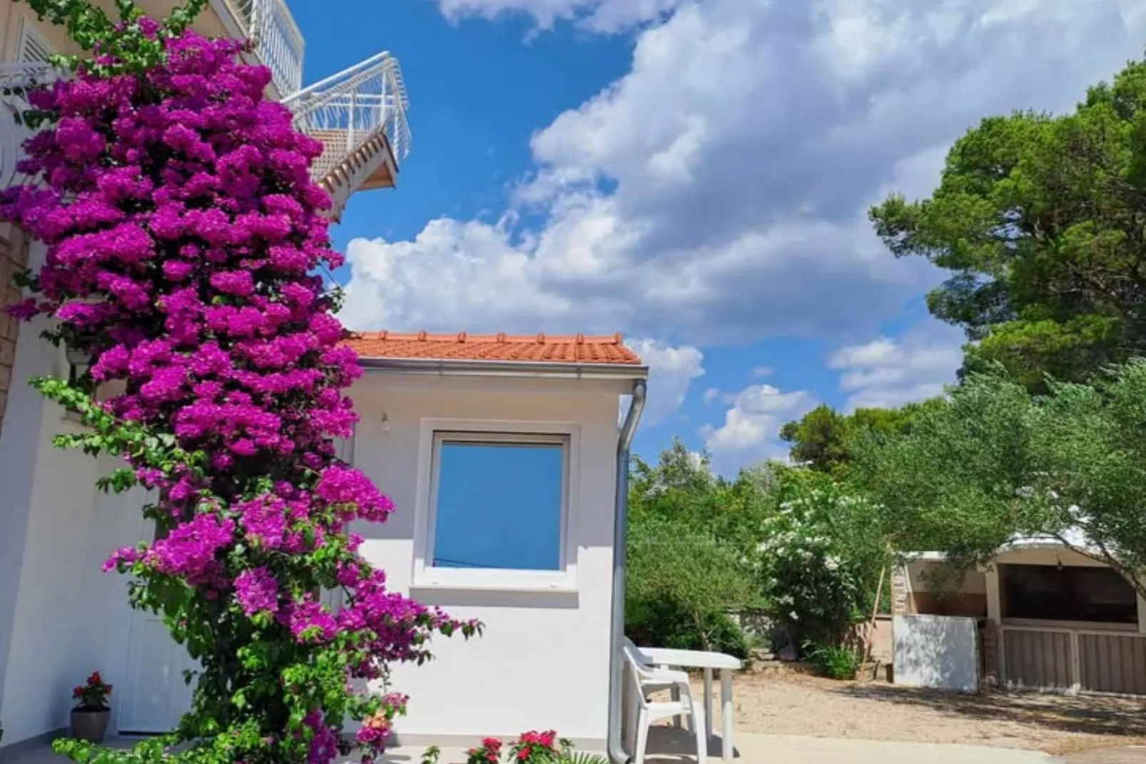 Apartments Dana - Two Bedroom Apartment 1