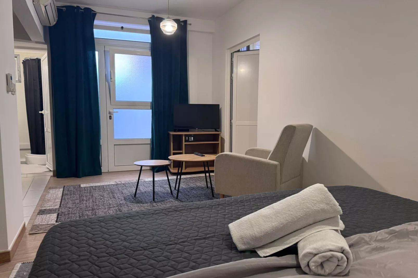 Apartment Centar - Three Bedroom Apartment-Slaapkamer