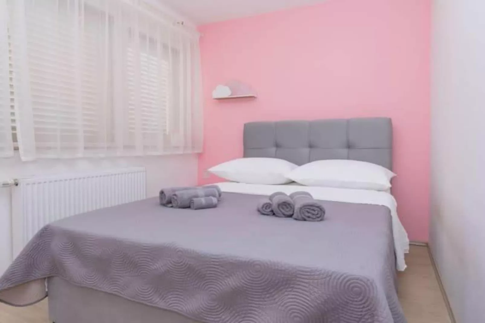 Countryside Villa Tajo - Four Bedroom Holiday Home  with Swimming Pool-Slaapkamer