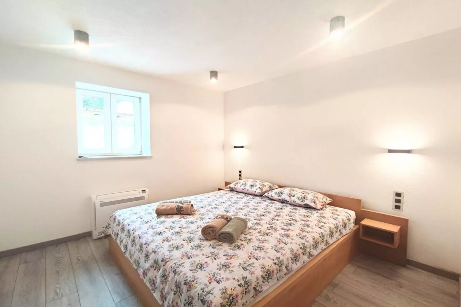 Villa Galant Brgudac - Private Oasis with Pool-Slaapkamer