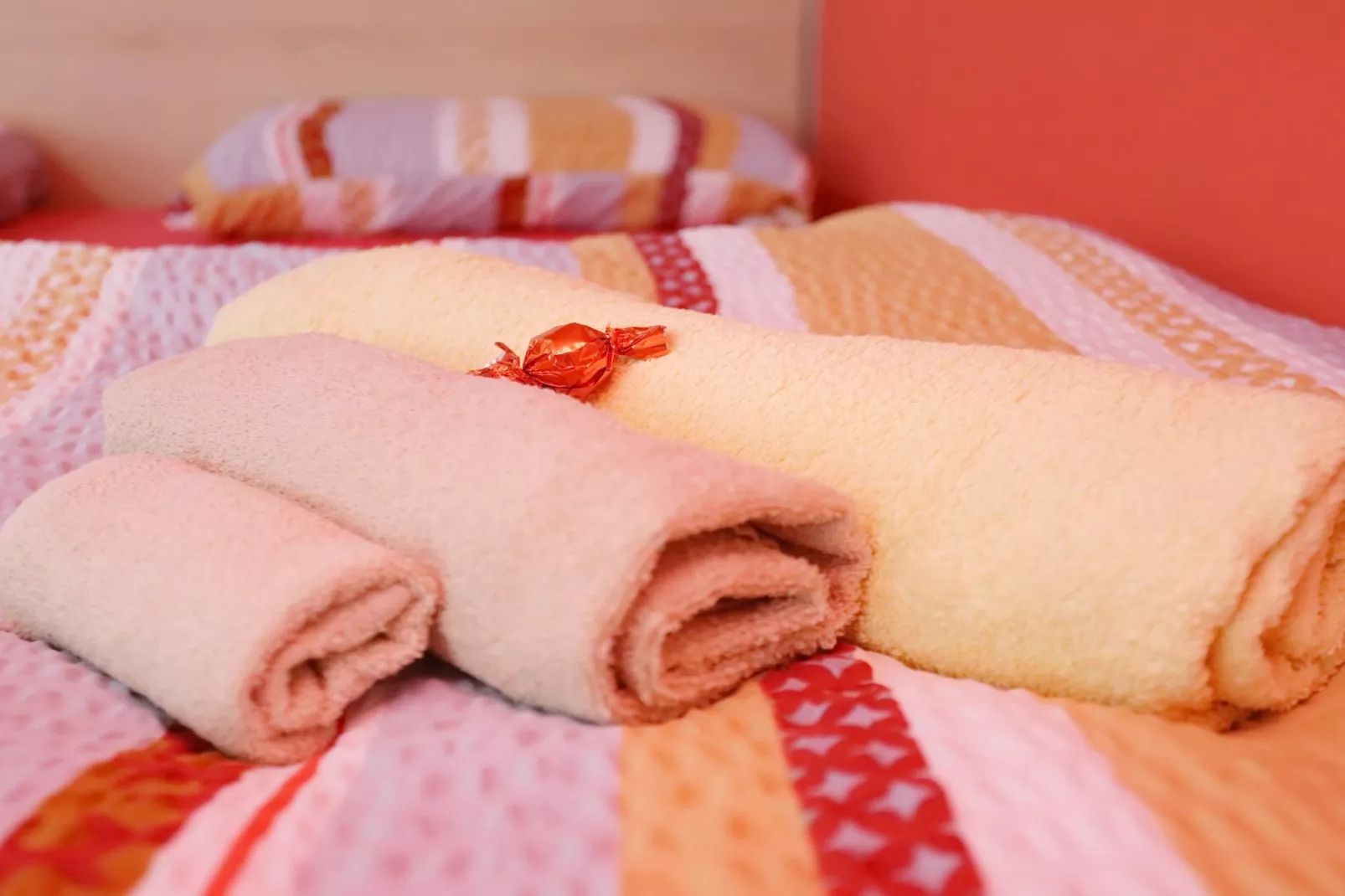 Elegant and Stylish Retreat Apartments with Terrace - Three Bedroom Apartment with Terrace-Slaapkamer