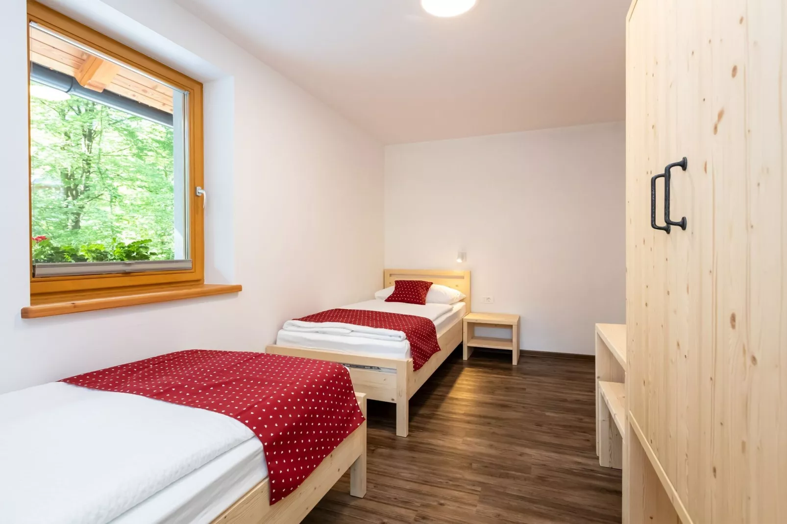 The Woodland Nook Apartments Bohinj - Two Bedroom Apartment with Balcony (owner A)-Slaapkamer