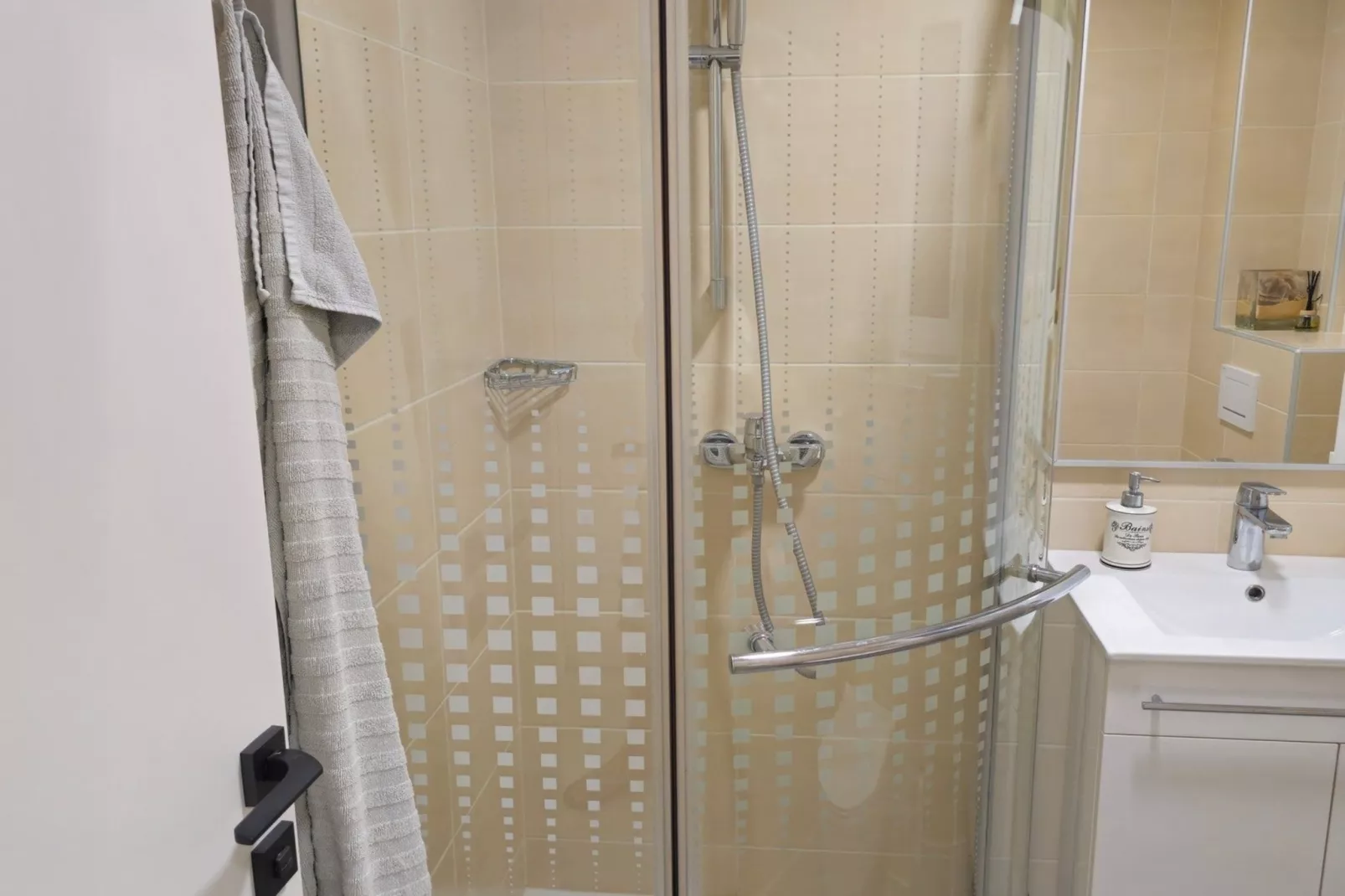 Dobrava Sea View Apartment with Terrace - Studio Apartment with Terrace-Badkamer