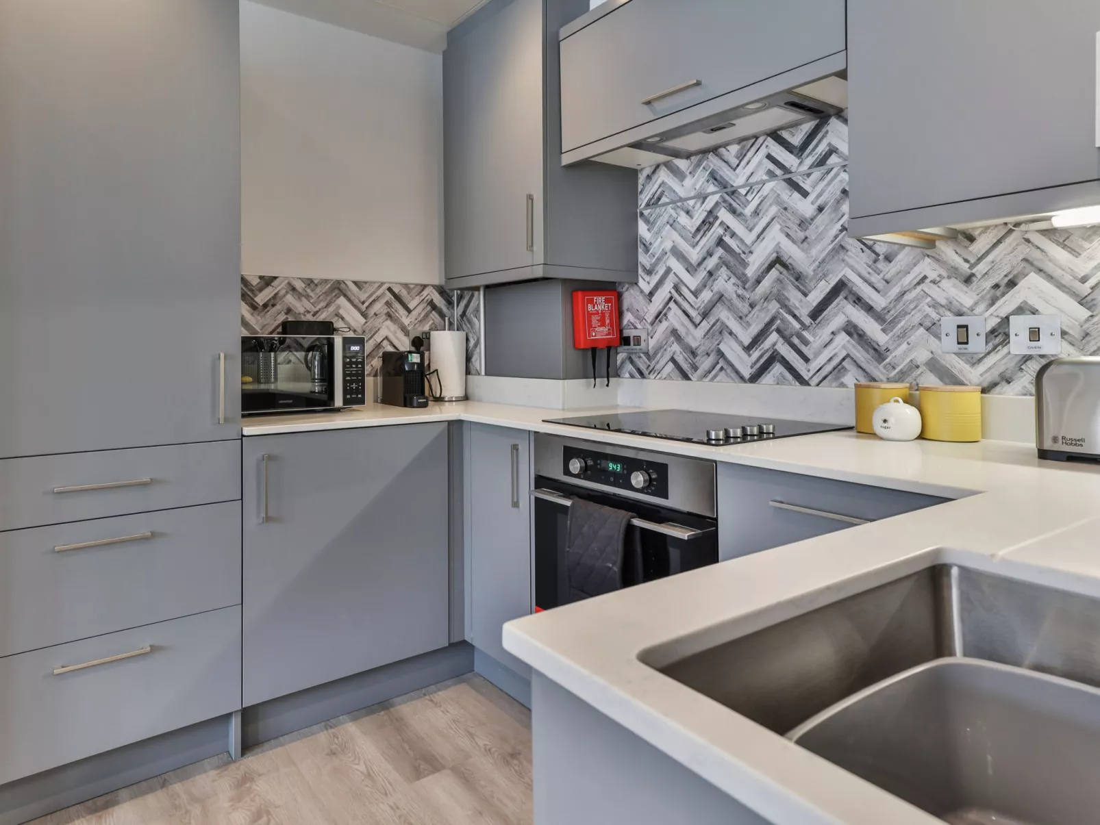 Belle House, Apt 2-Binnen