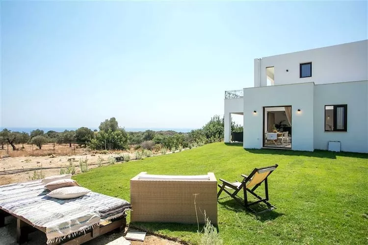 EMARMENE AGROTOURISTIC-Tuinen zomer