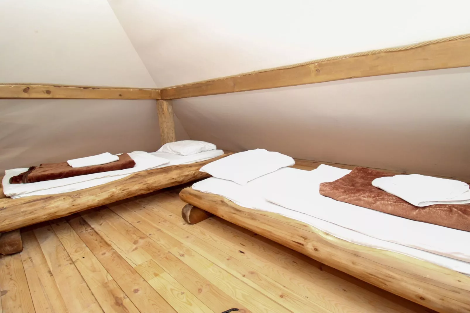 Ethno Village Dolina Mira - Two Bedroom Holiday Home (Trebević)-Slaapkamer