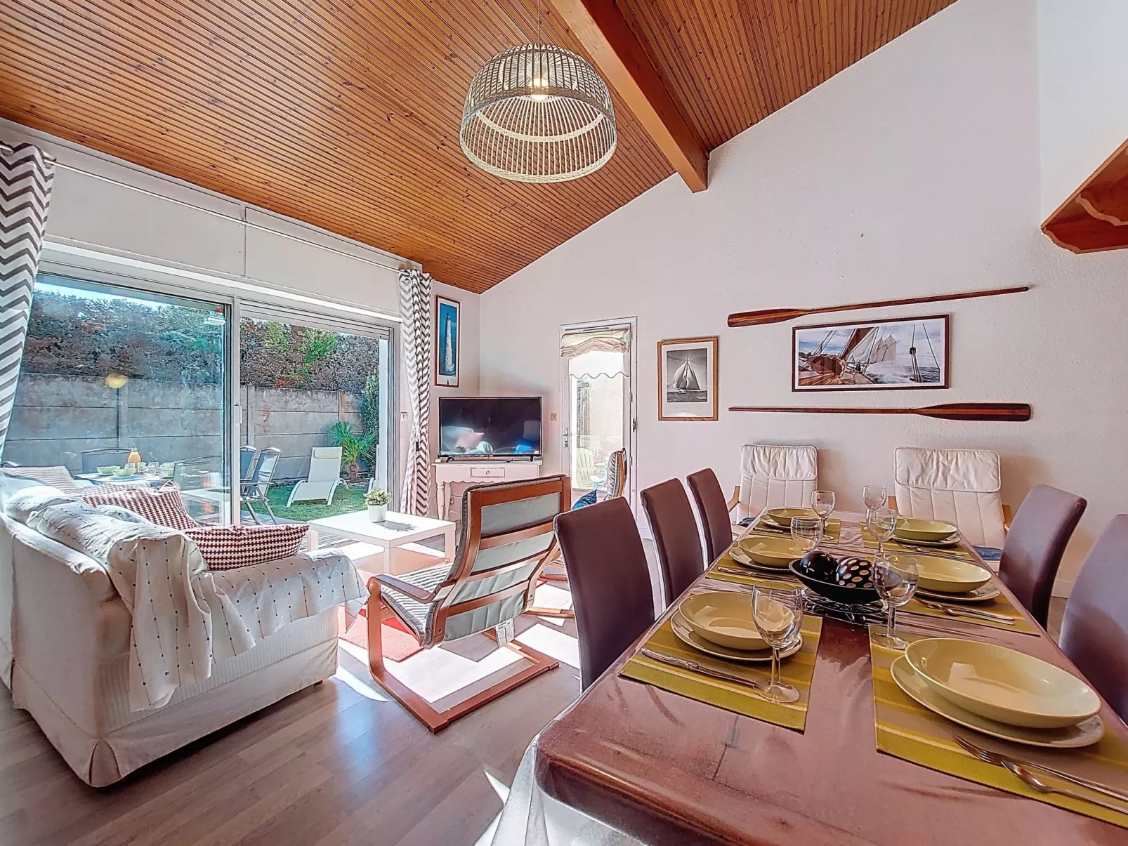 Les Floriales-Binnen