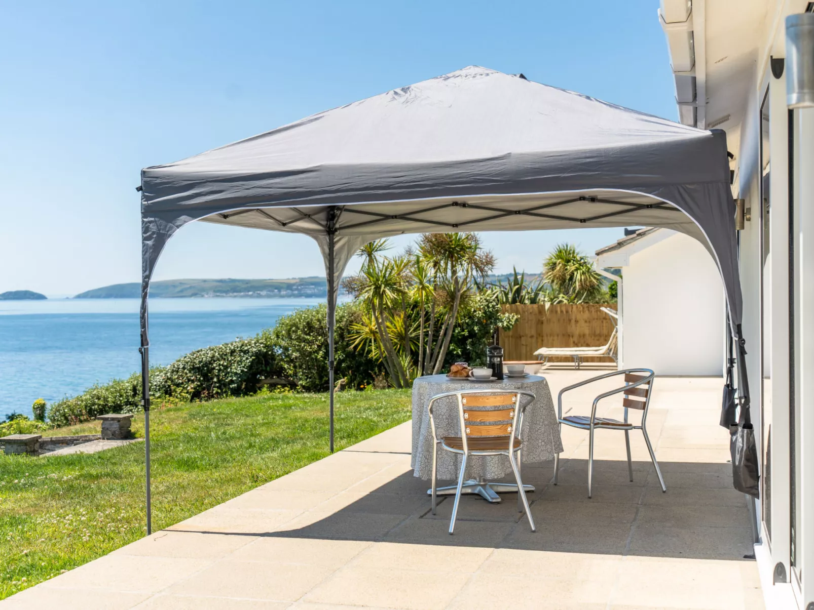 Avalon Sea Views-Buiten