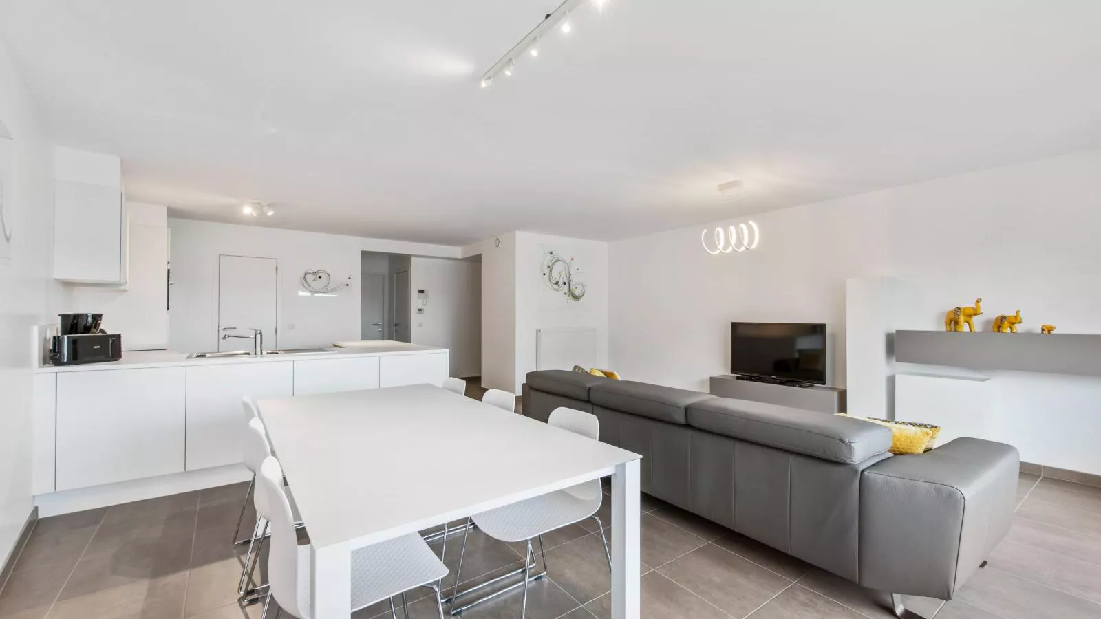 Delmar vierde-Eetkamer