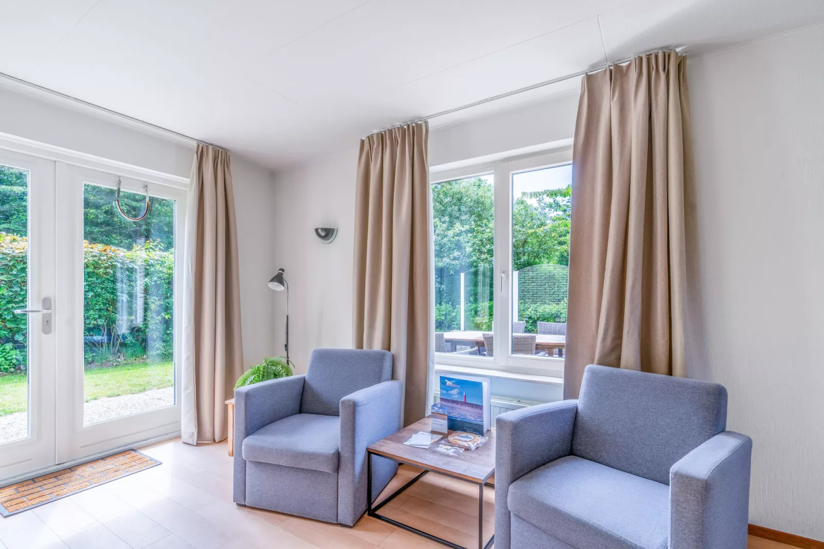 Kamperfoelie 85-Woonkamer