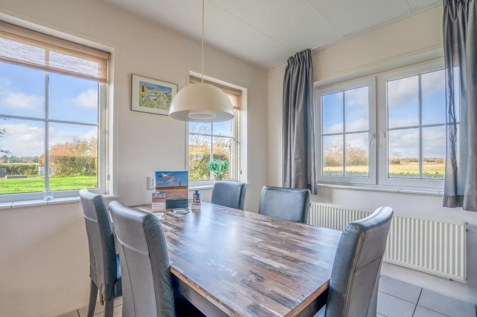 De Annabella 13- De Tjiftjaf-Eetkamer