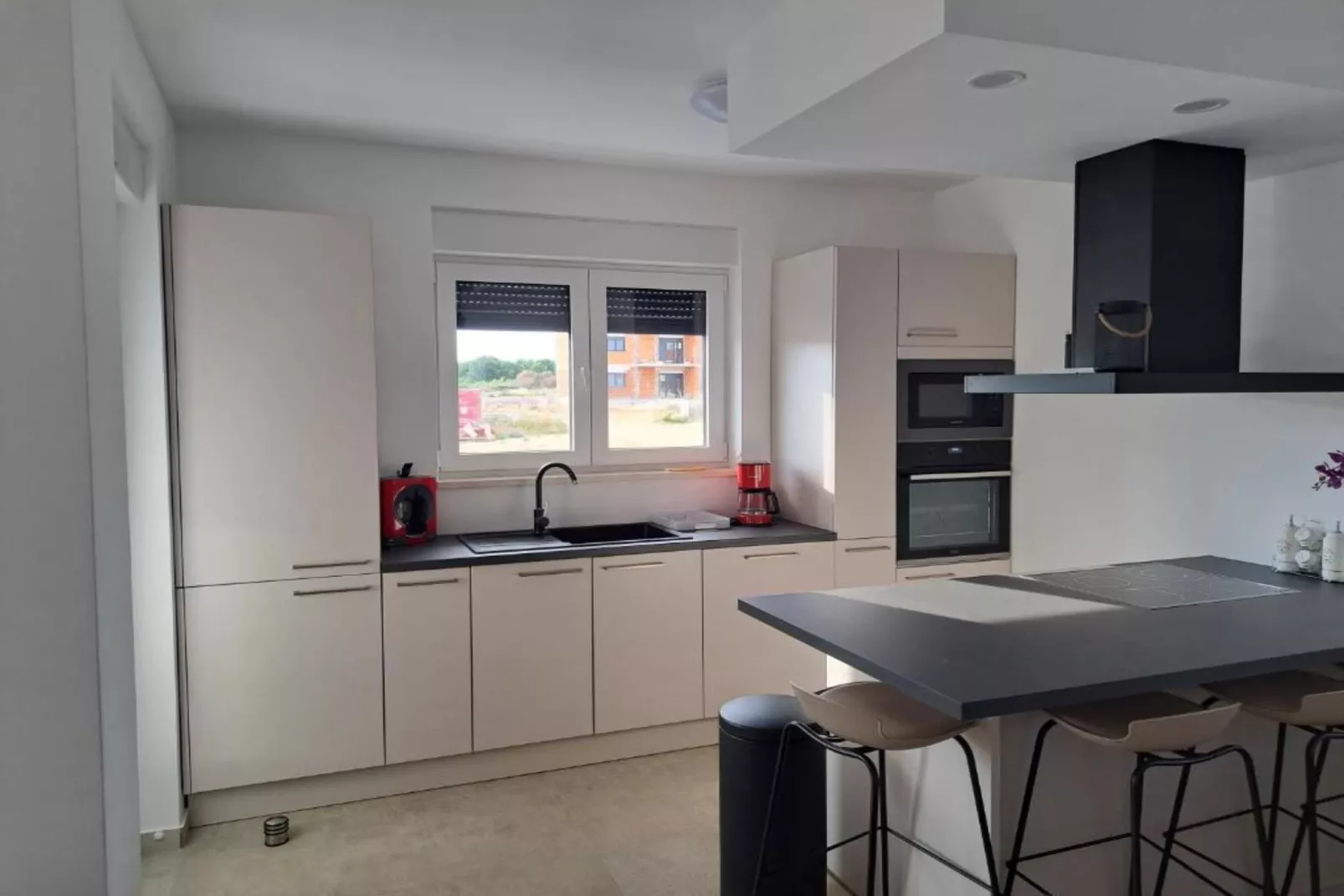 Villa With Pool-Keuken