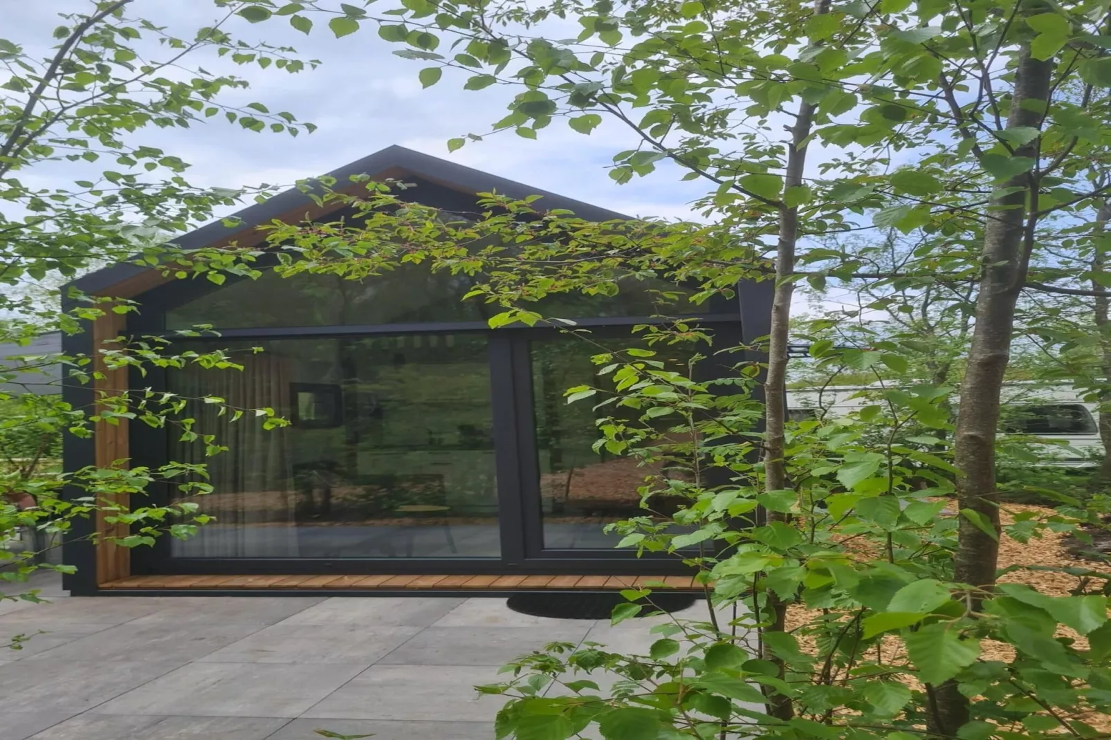 Tiny house | 2-4 persoons-Buitenkant zomer