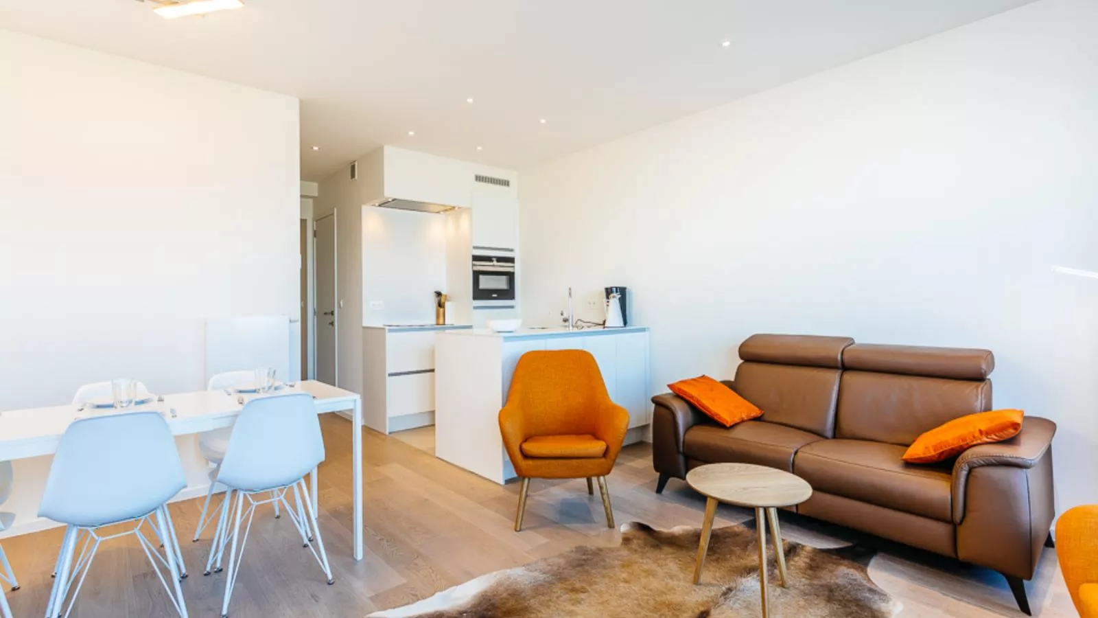 LaVue premier-Eetkamer