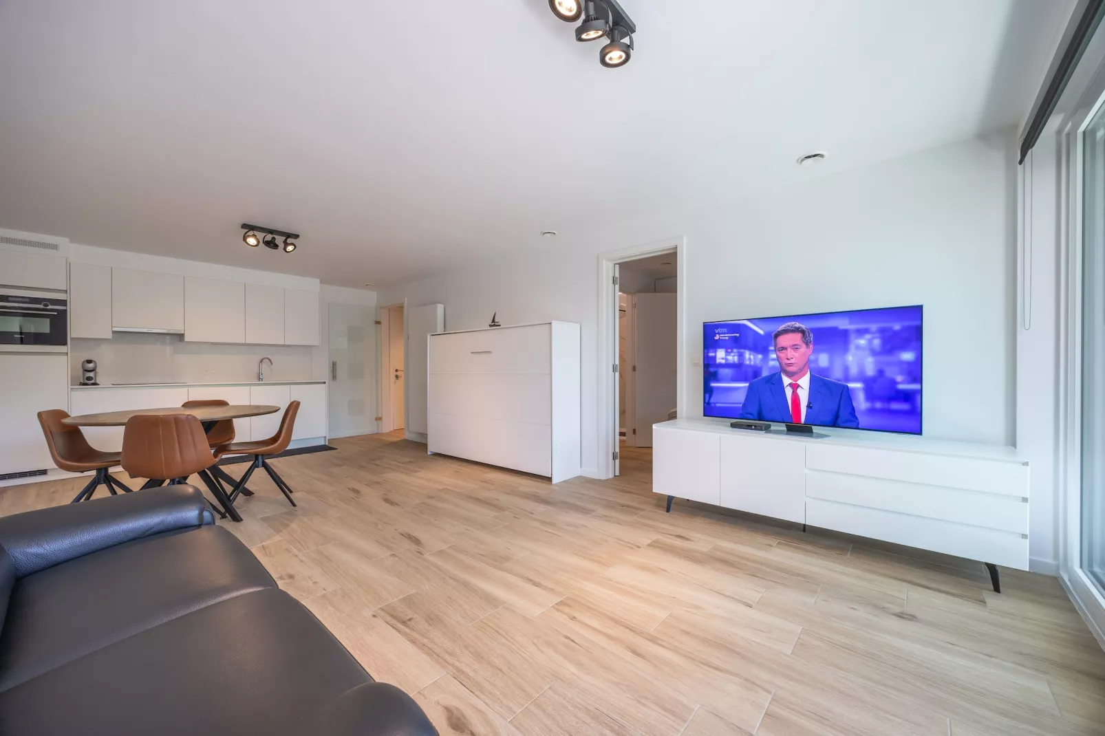 Central Park 14/0302 + parking 16-Woonkamer