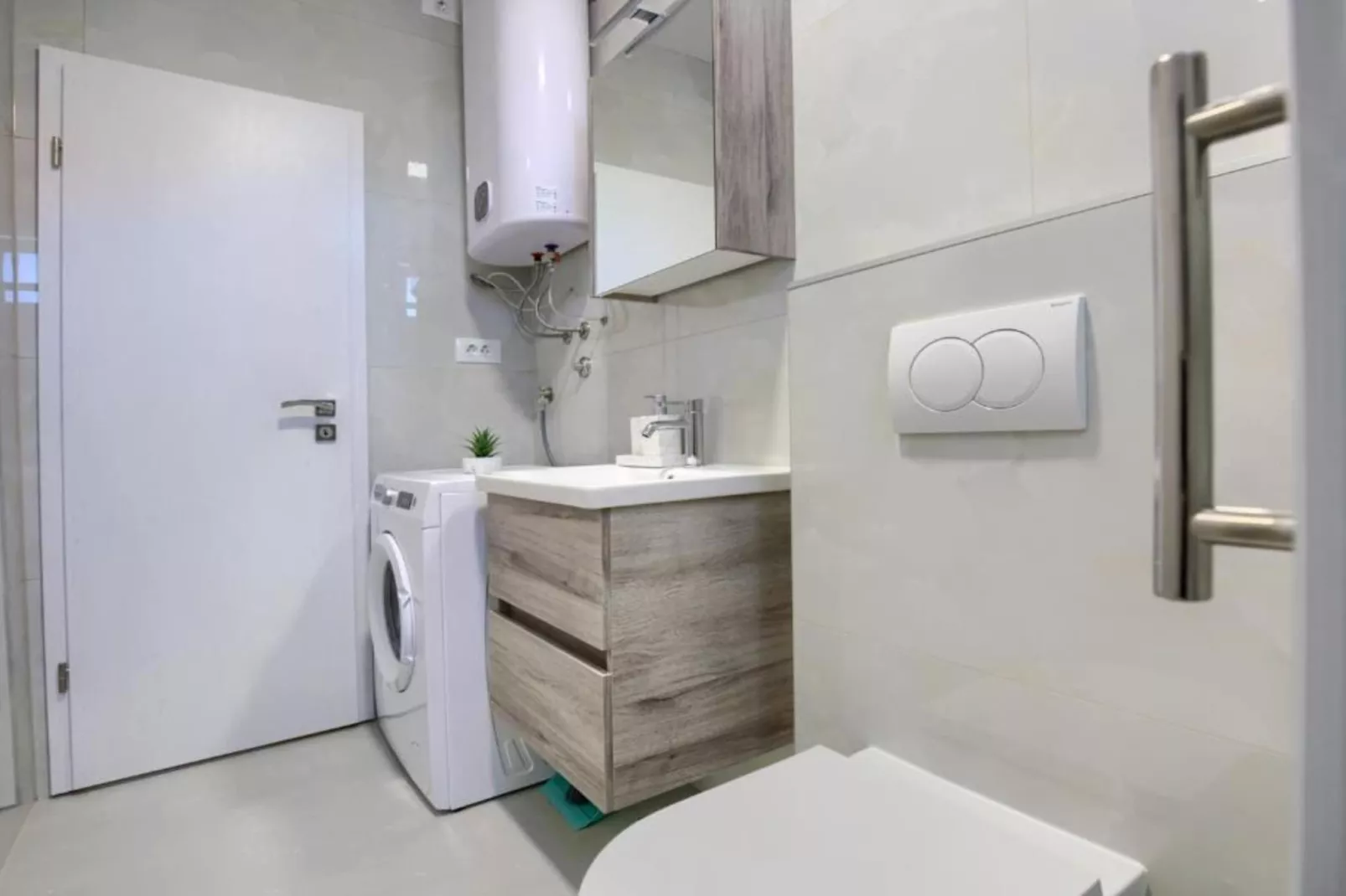 Apartments Mons - Two Bedroom Apartment With Terrace (A2)-Badkamer