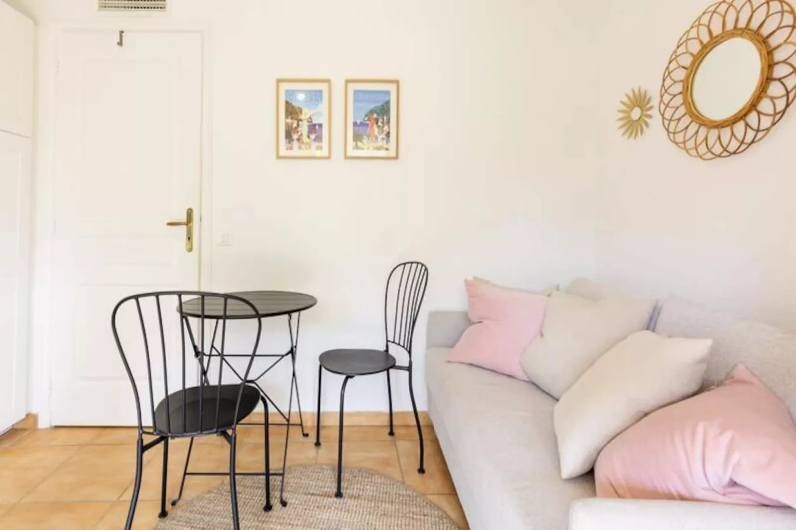 Résidence 2 Pièces Au Cap D’antibes Avec Parking– à 300m Des Plages De La Garoupe-Niet-getagd