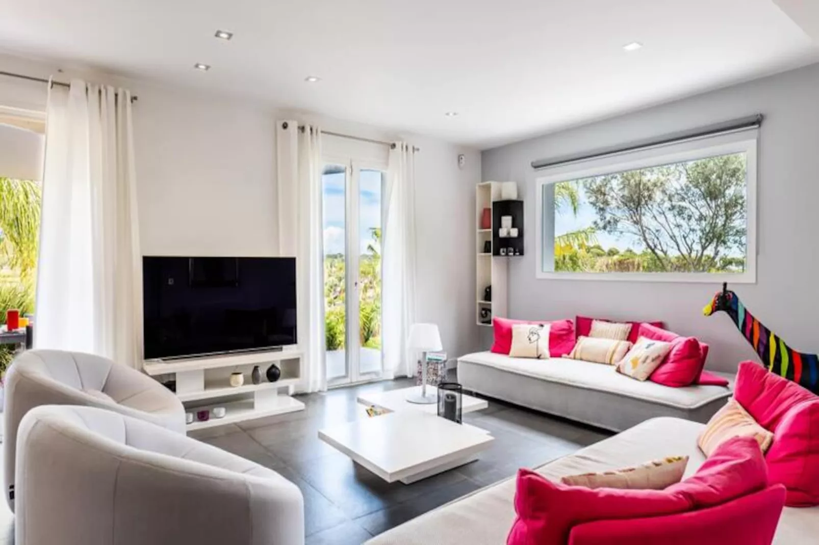 Résidence Villa 5ch Avec Piscine - Golfe Juan-Niet-getagd