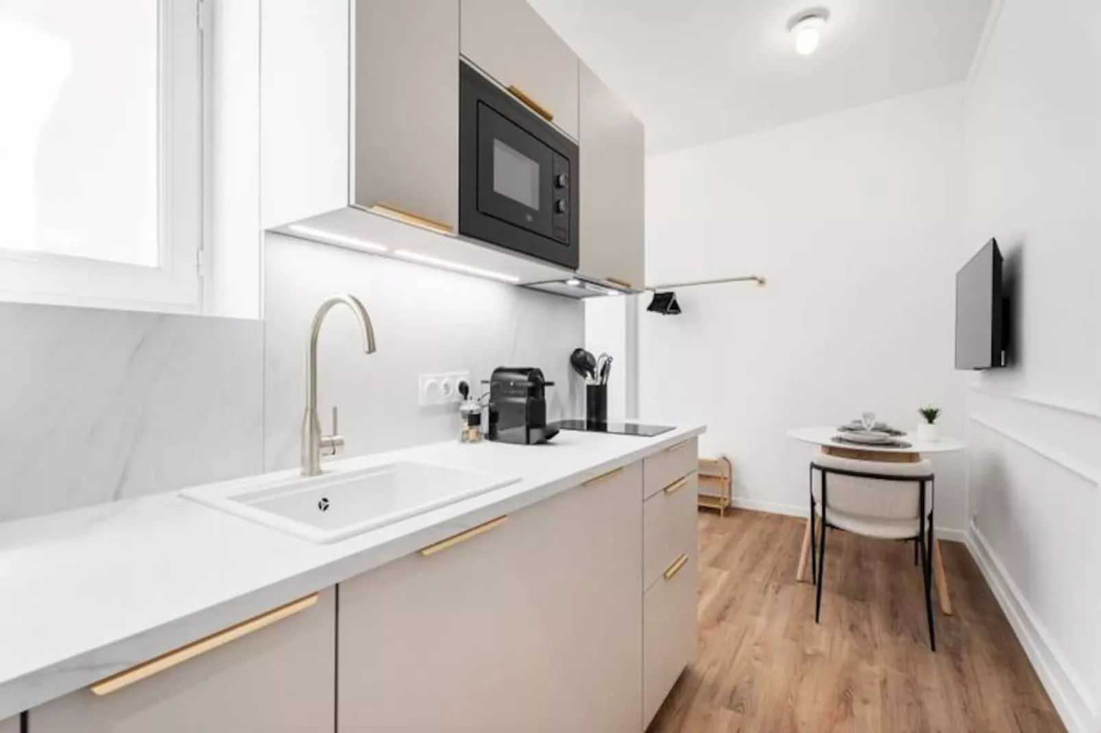 Studio Bella --Niet-getagd