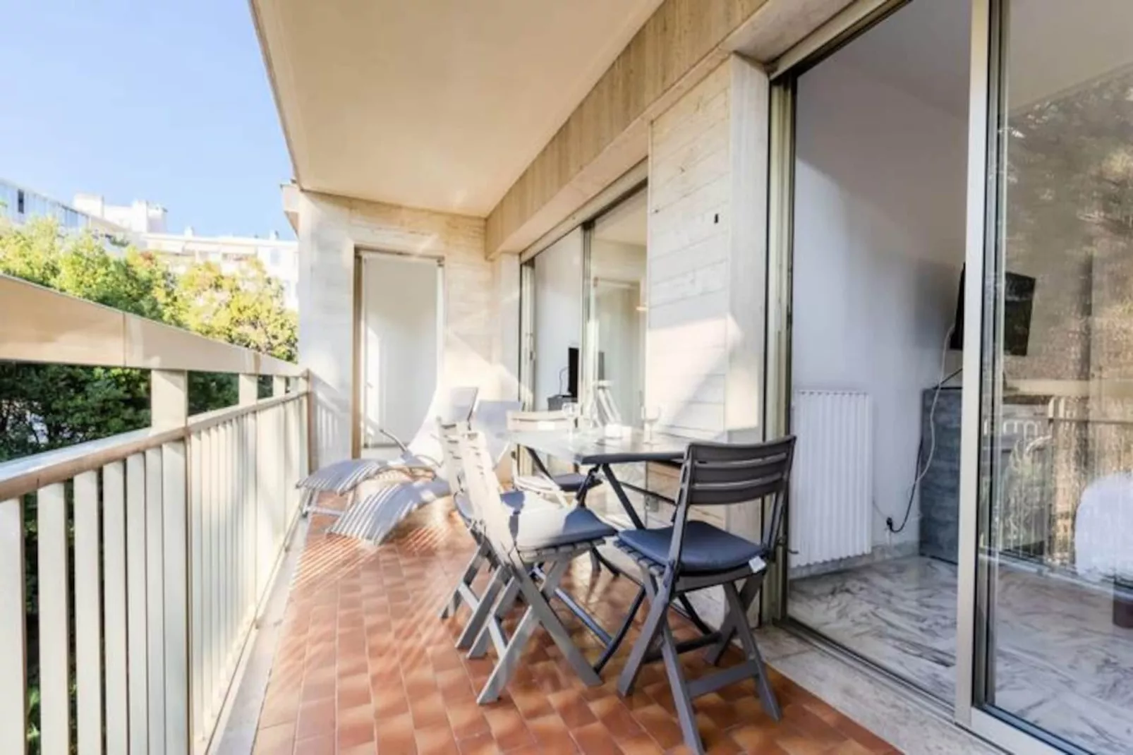 Résidence 3p R&eacute;nov&eacute; Au C&oelig;ur D&rsquo;un Parc Arbor&eacute; &agrave; 5min Du Centre-Niet-getagd