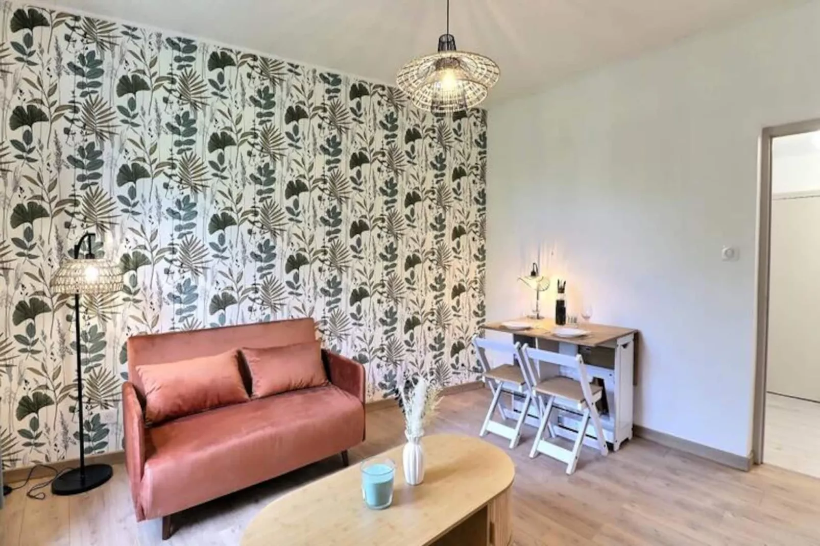 Nuance Arl&eacute;sienne &ndash; &eacute;l&eacute;gance & Confort En Centre-ville-Niet-getagd